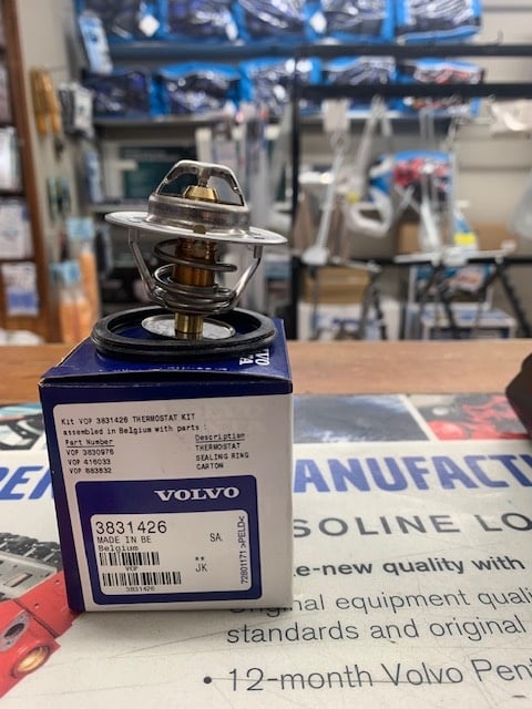 VOLVO PENTA - THERMOSTAT KIT 3831426